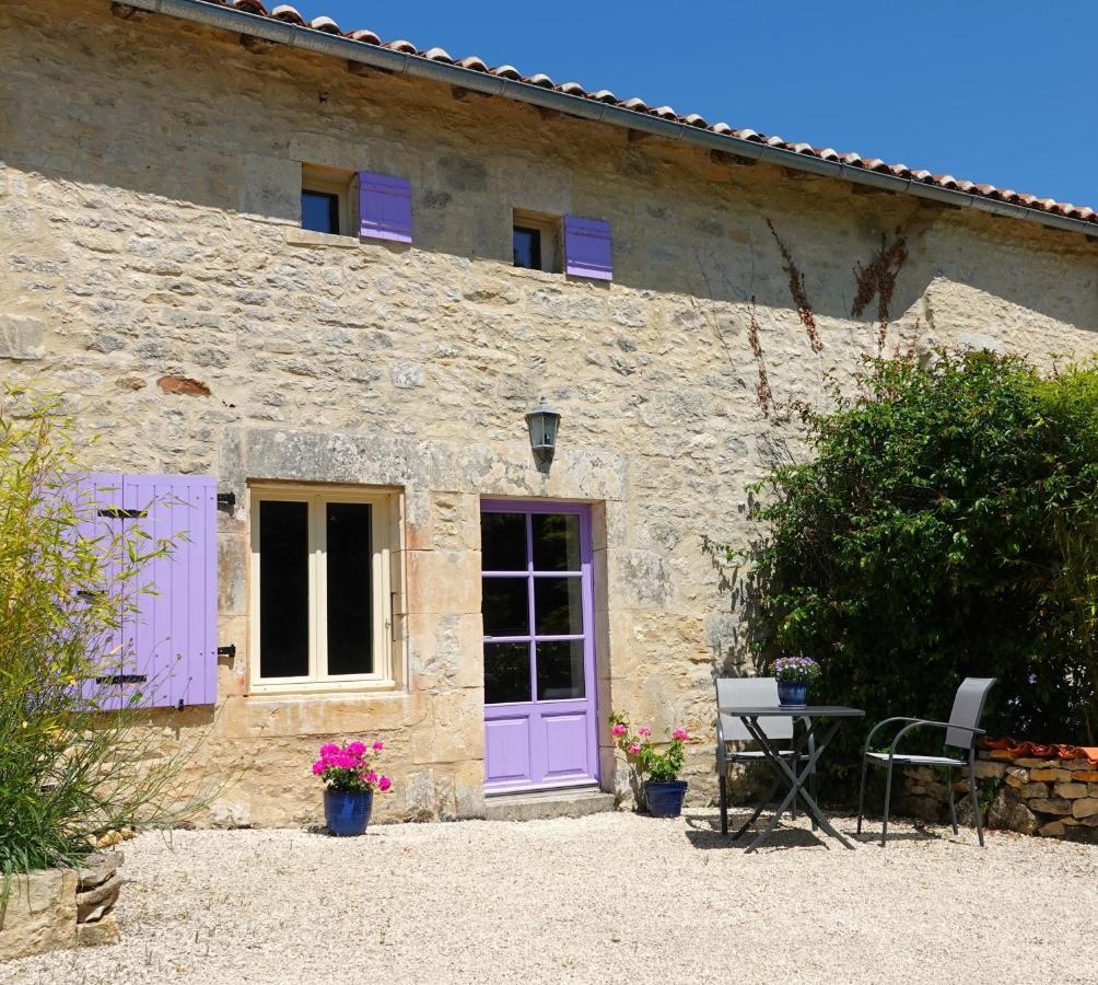 Ventouse Gite Rural La Maison Mauve מראה חיצוני תמונה