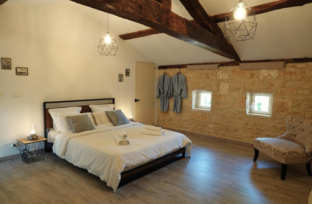 Ventouse Gite Rural La Maison Mauve מראה חיצוני תמונה