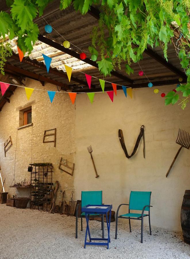 Ventouse Gite Rural La Maison Mauve מראה חיצוני תמונה