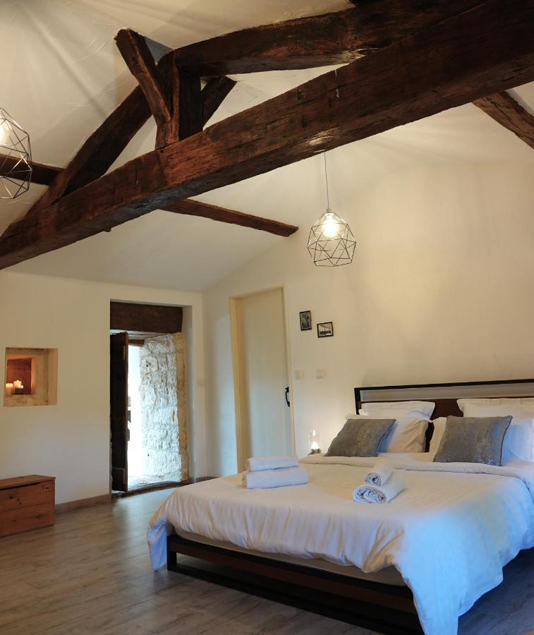 Ventouse Gite Rural La Maison Mauve מראה חיצוני תמונה